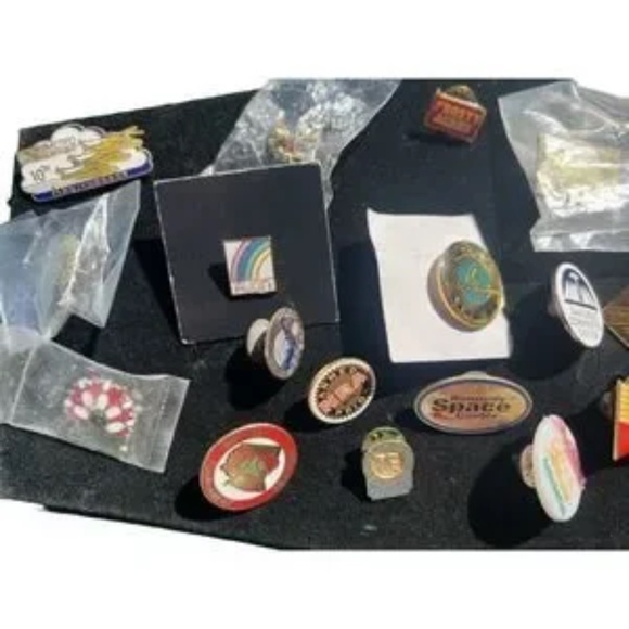 Assorted Lapel Pins Collection – Unisex Fashion, 2004 & 1998 Olympic Games - Picture 2 of 9